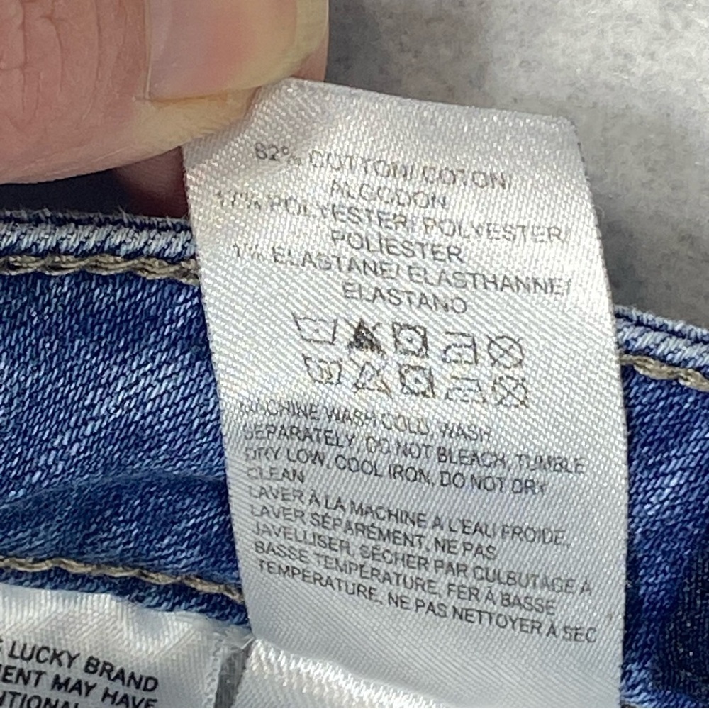 Lucky Brand Light Blue Ankle Crop Jeans - Picture 8 of 15